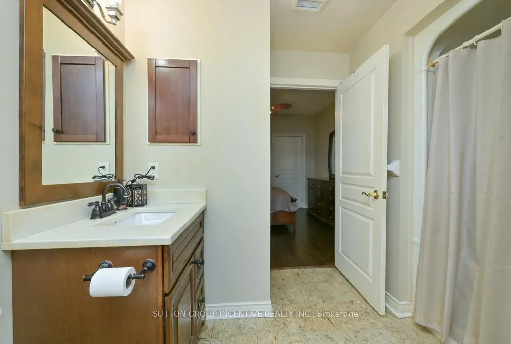 Photo 20 of Unit 502, 4 Briar Hill Heights, New Tecumseth, Rural New Tecumseth — HOMEH