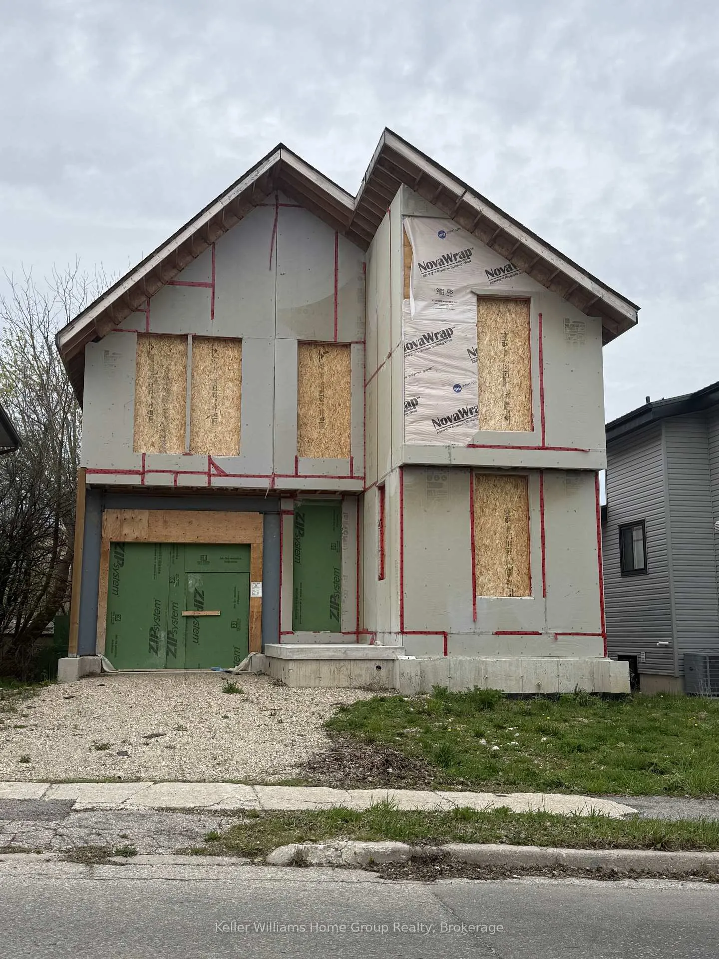 Photo 5 of 208 Grange Street, Guelph, St. George's — HOMEH