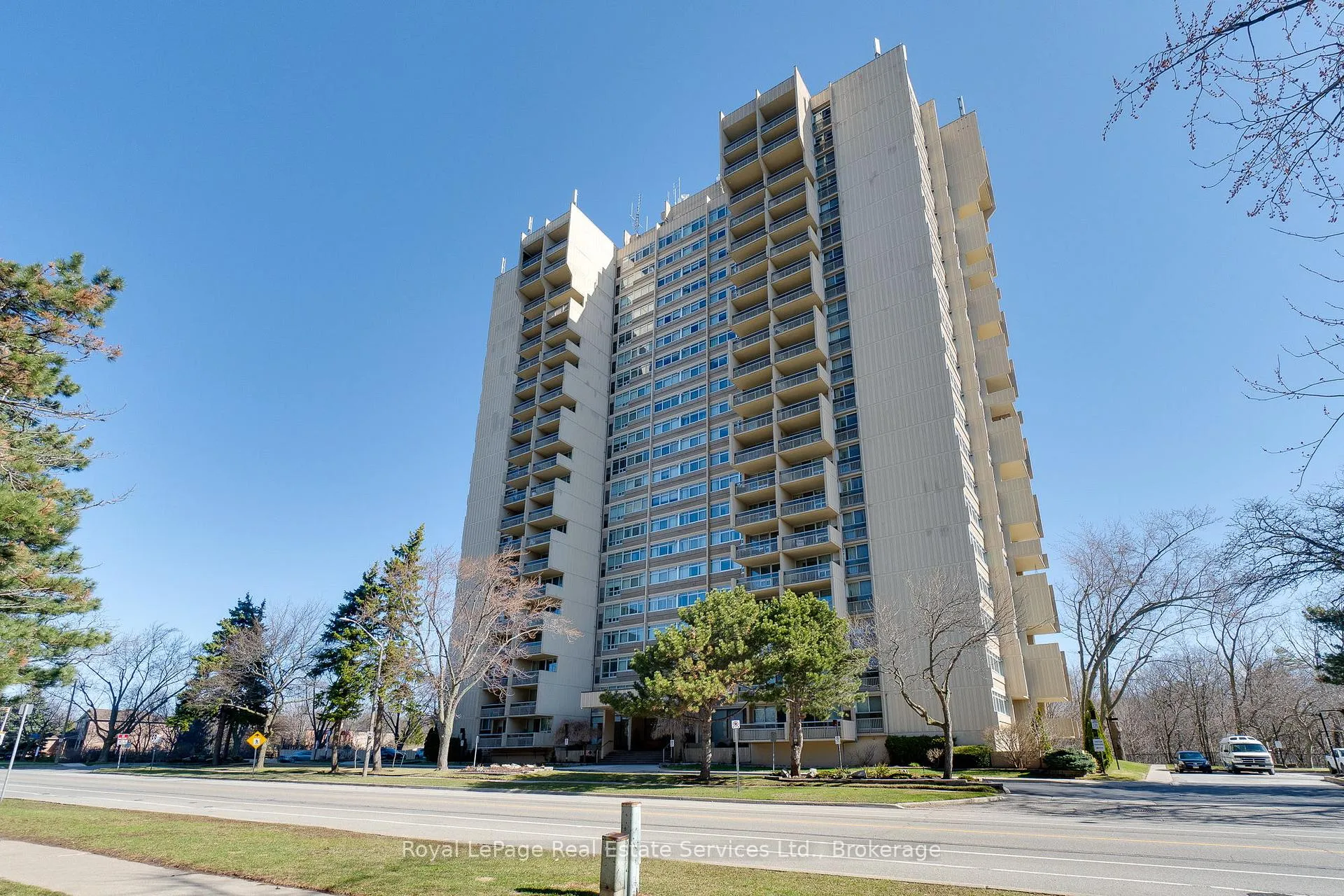 Front of Unit 2004, 1359 White Oaks Boulevard