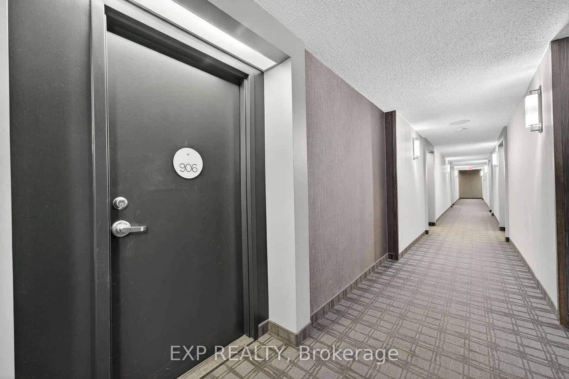 Photo 5 of Unit 906, 75 Ellen Street, Barrie, City Centre — HOMEH