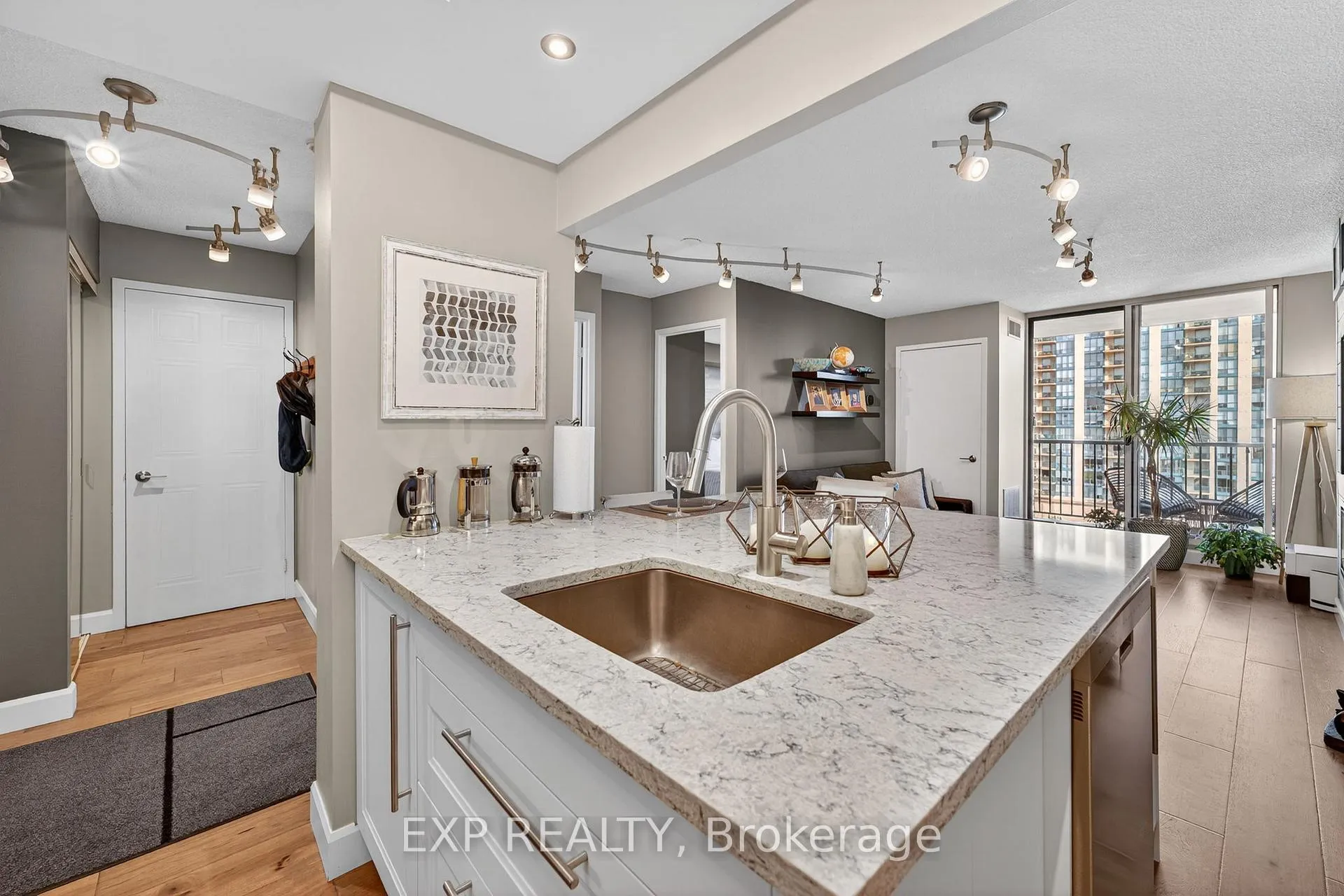 Photo 14 of Unit 906, 75 Ellen Street, Barrie, City Centre — HOMEH