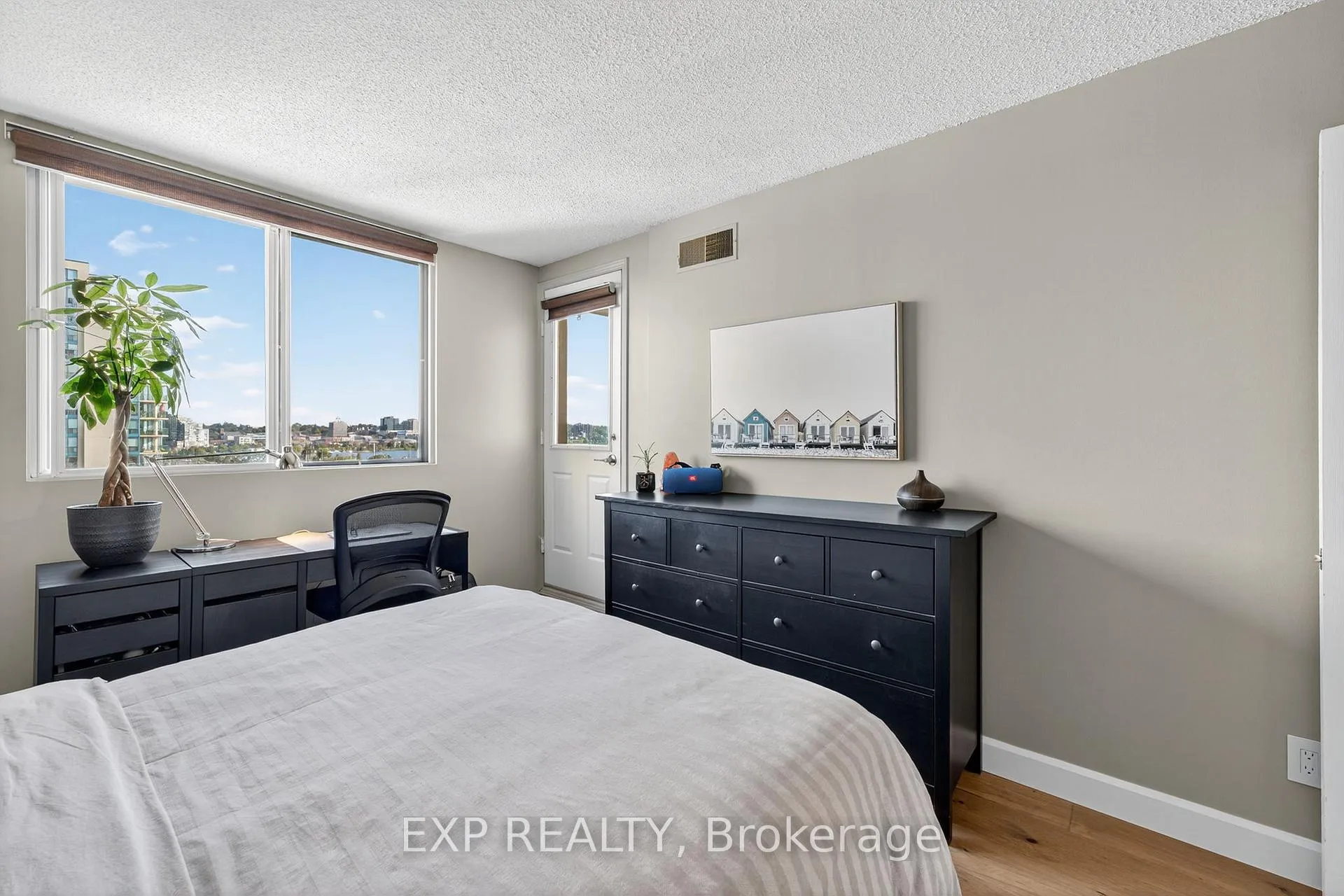Photo 20 of Unit 906, 75 Ellen Street, Barrie, City Centre — HOMEH