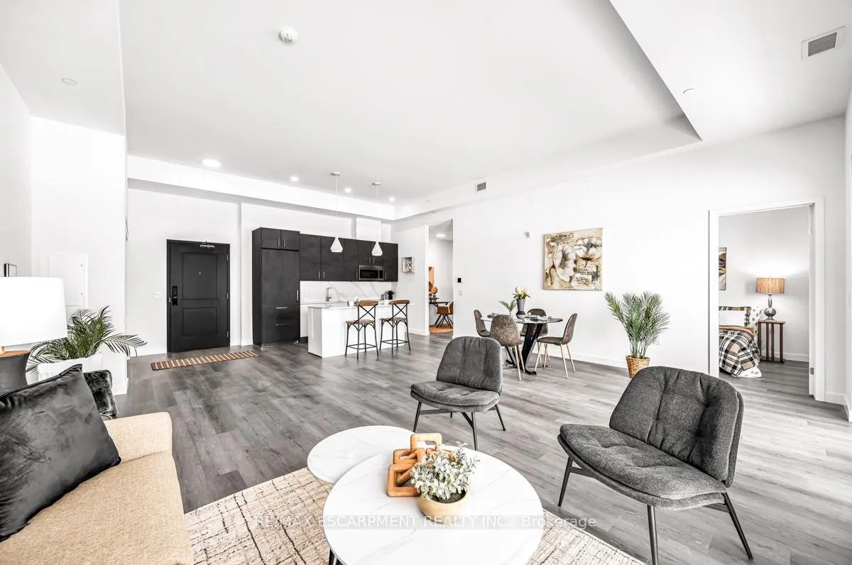 Photo 15 of Unit 407, 7549A Kalar Road, Niagara Falls, Brown — HOMEH