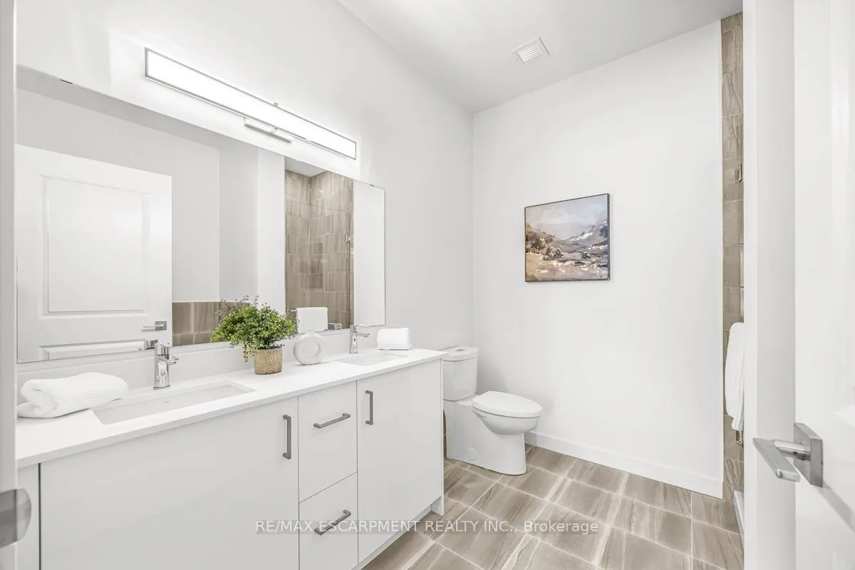 Photo 19 of Unit 407, 7549A Kalar Road, Niagara Falls, Brown — HOMEH