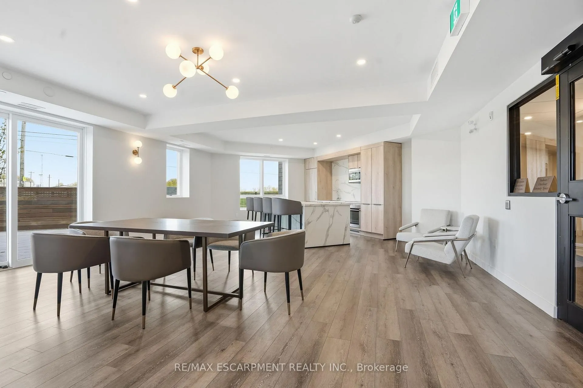 Photo 30 of Unit 407, 7549A Kalar Road, Niagara Falls, Brown — HOMEH