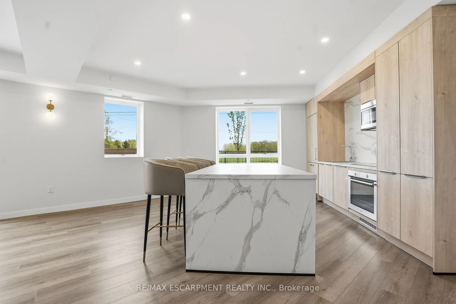 Photo 31 of Unit 407, 7549A Kalar Road, Niagara Falls, Brown — HOMEH