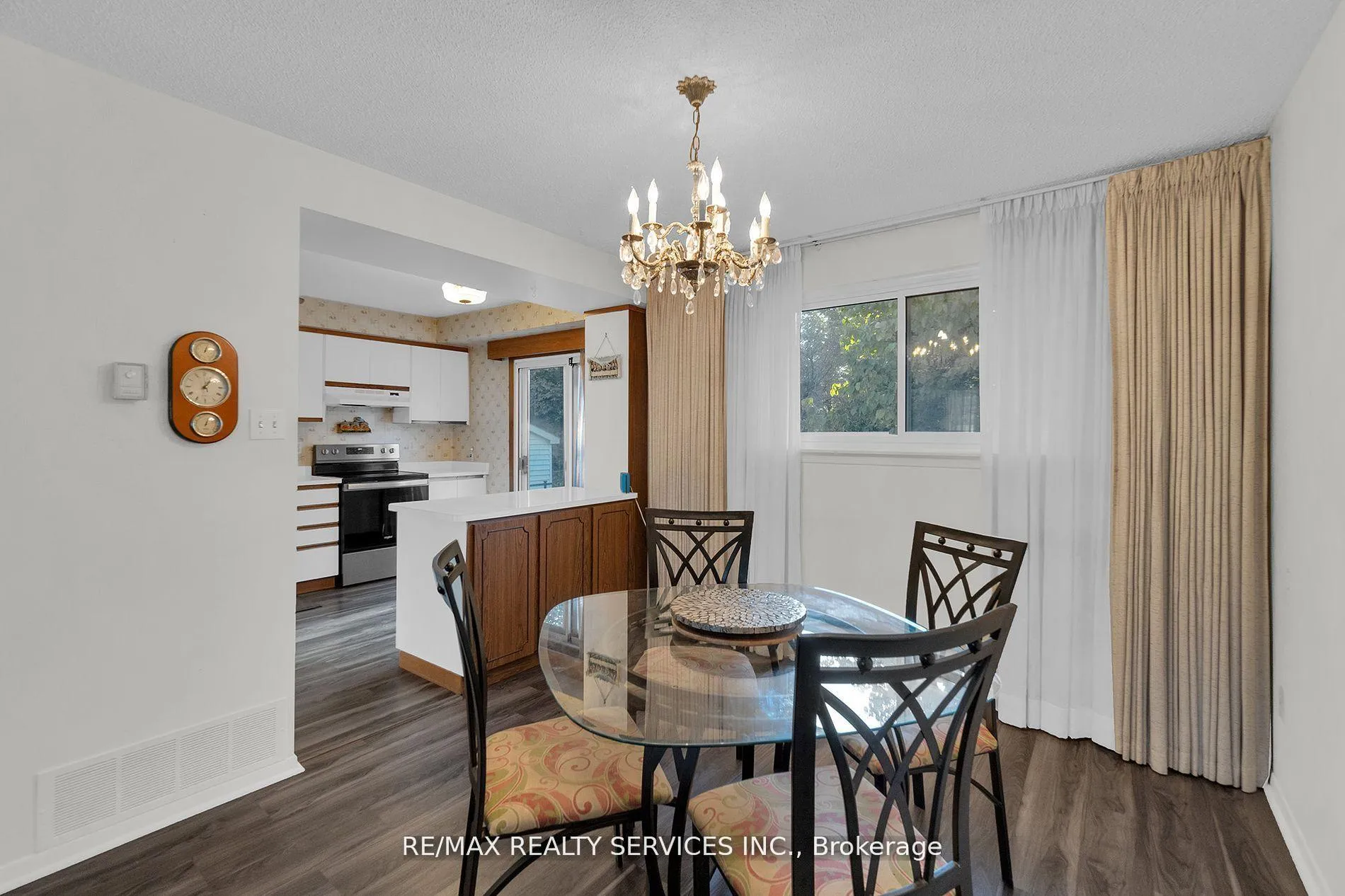 Photo 9 of 81 Glenforest Road, Brampton, Northgate — HOMEH