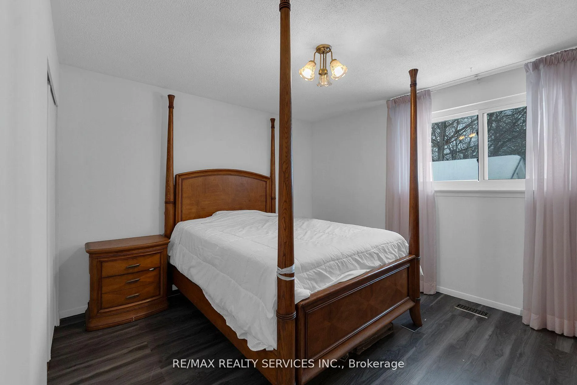 Photo 11 of 81 Glenforest Road, Brampton, Northgate — HOMEH