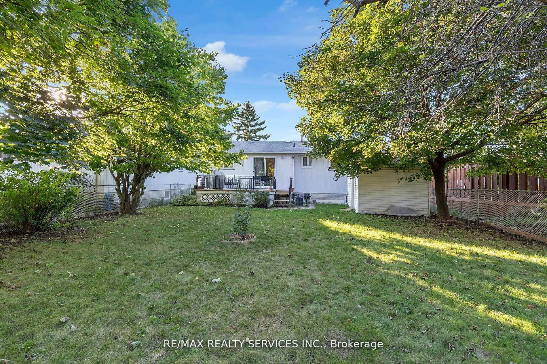 Photo 22 of 81 Glenforest Road, Brampton, Northgate — HOMEH