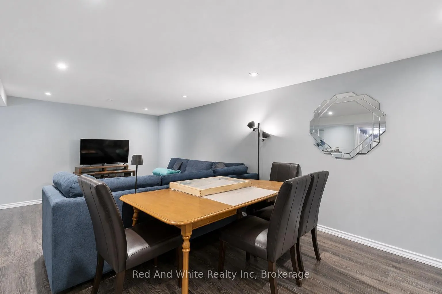 Photo 18 of 96 Pathfinder Crescent, Kitchener, Pioneer Park — HOMEH