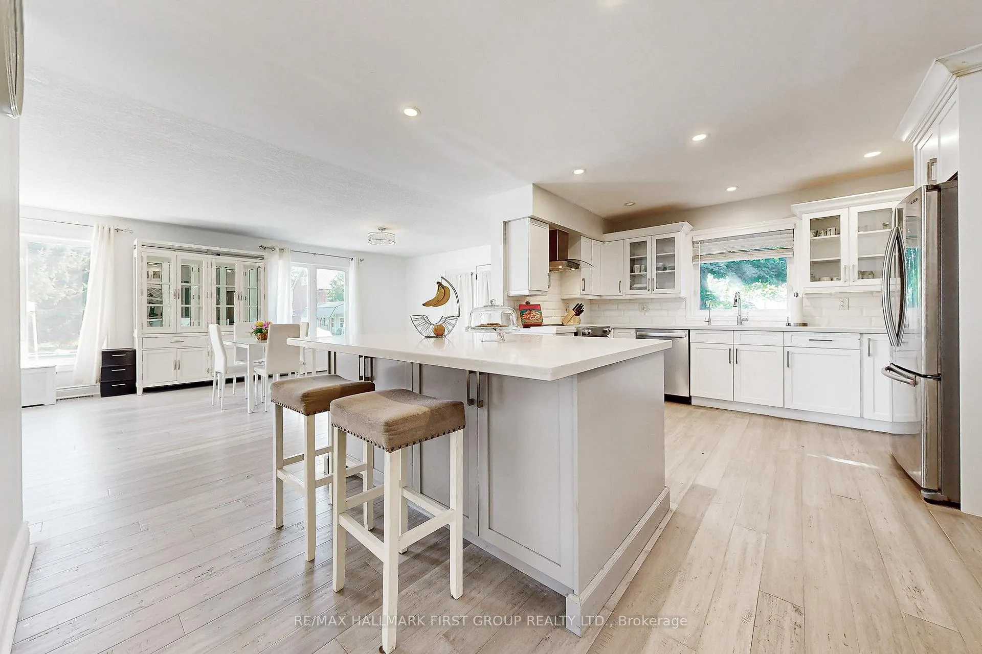 Photo 3 of 8063 King Street, Clarington, Rural Clarington — HOMEH