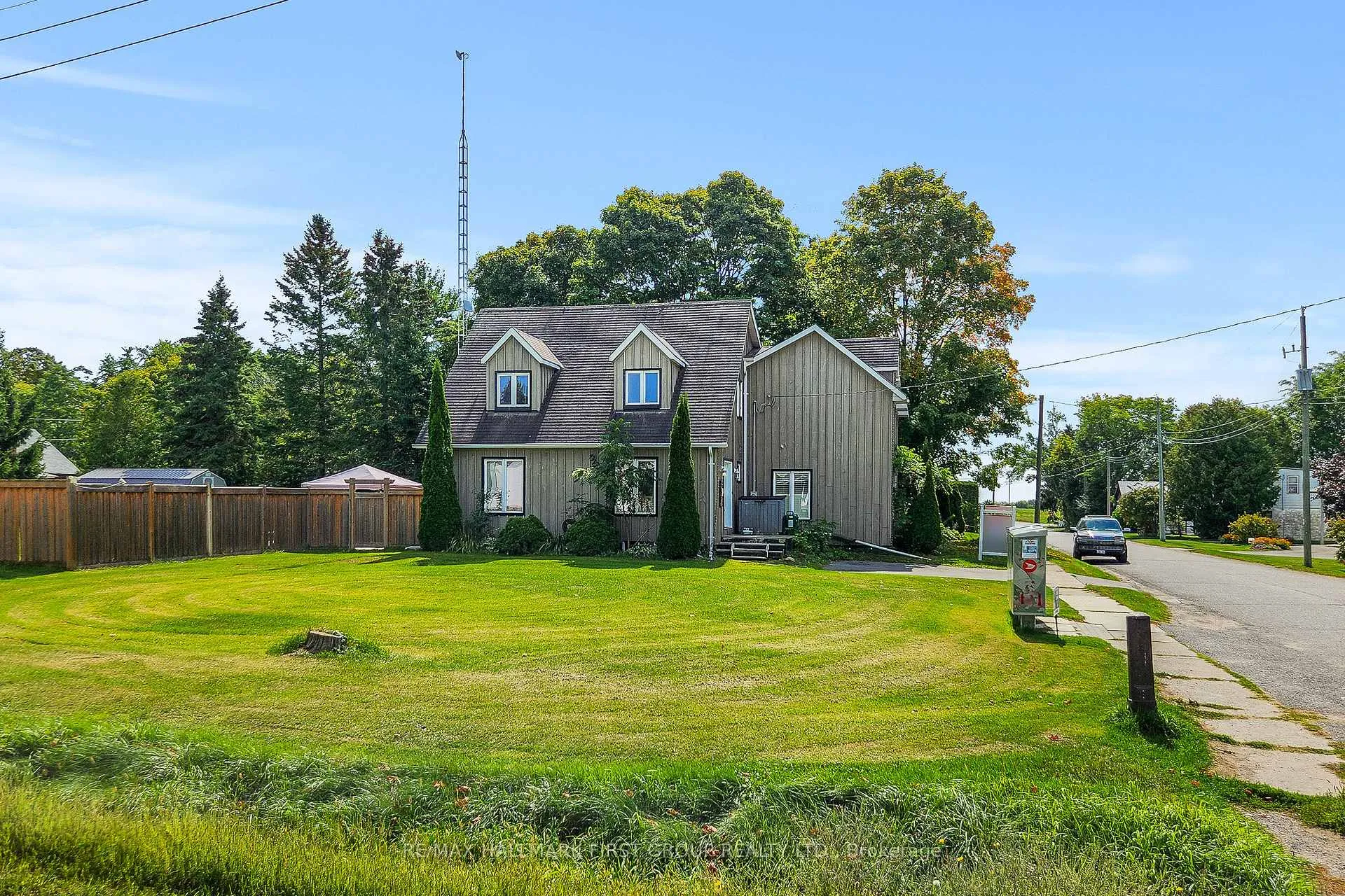 Photo 8 of 8063 King Street, Clarington, Rural Clarington — HOMEH