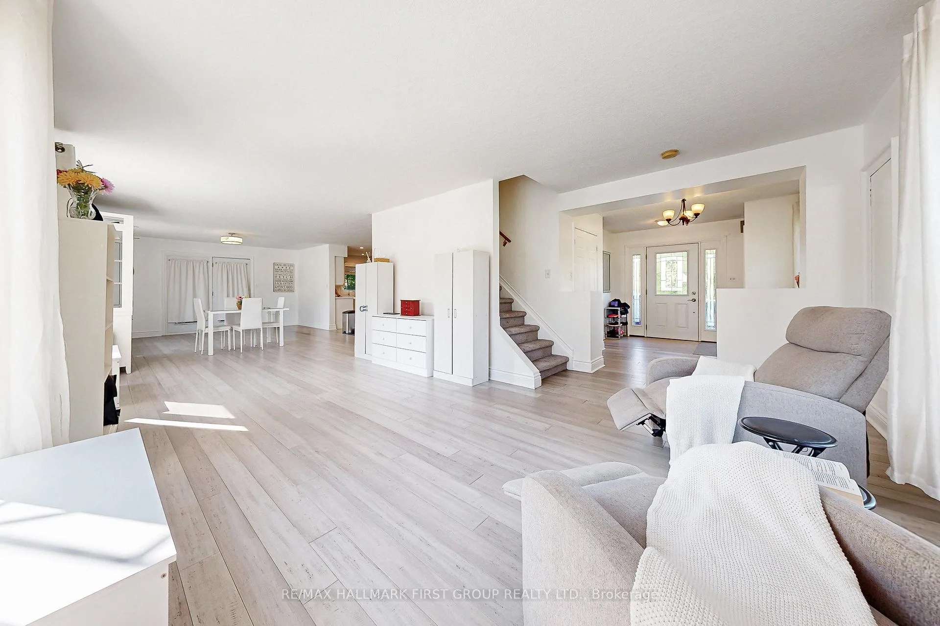 Photo 16 of 8063 King Street, Clarington, Rural Clarington — HOMEH