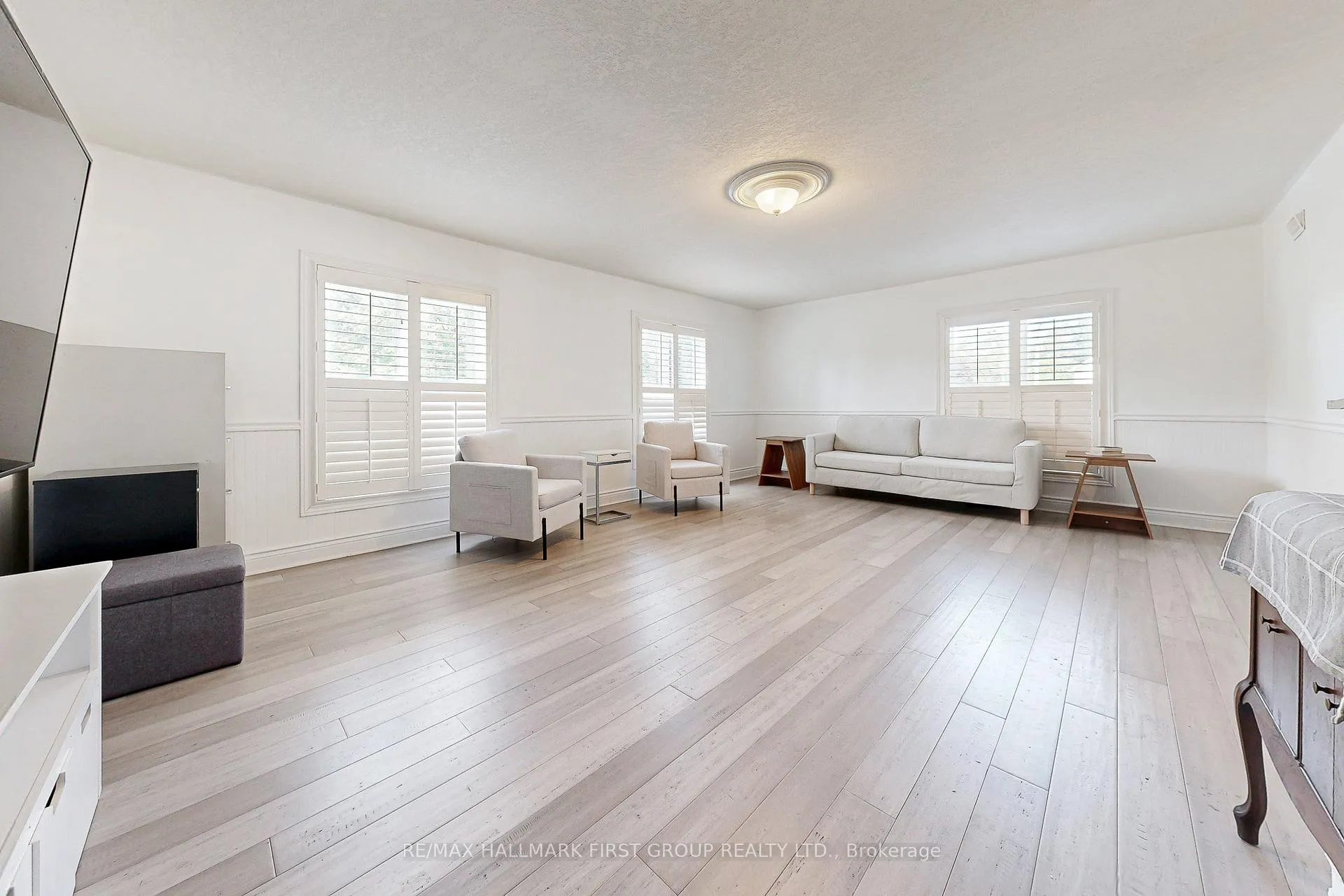 Photo 26 of 8063 King Street, Clarington, Rural Clarington — HOMEH