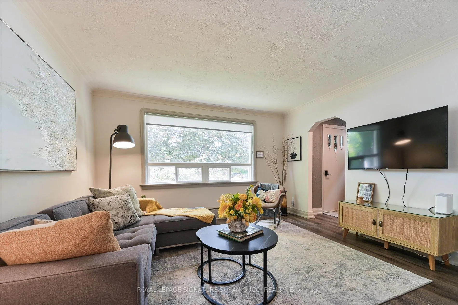 Photo 6 of 34 Ferris Road, Toronto, O'Connor-Parkview — HOMEH