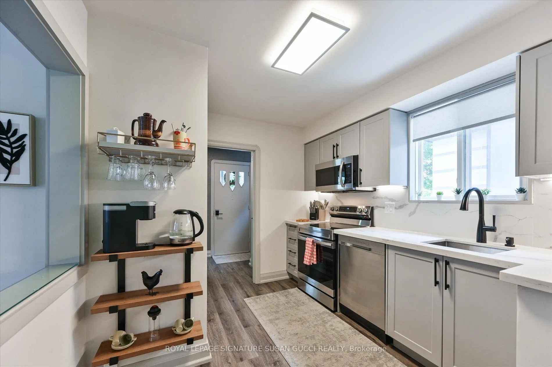 Photo 12 of 34 Ferris Road, Toronto, O'Connor-Parkview — HOMEH