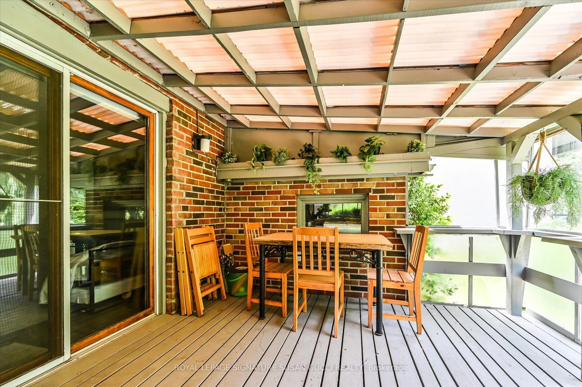 Photo 23 of 34 Ferris Road, Toronto, O'Connor-Parkview — HOMEH