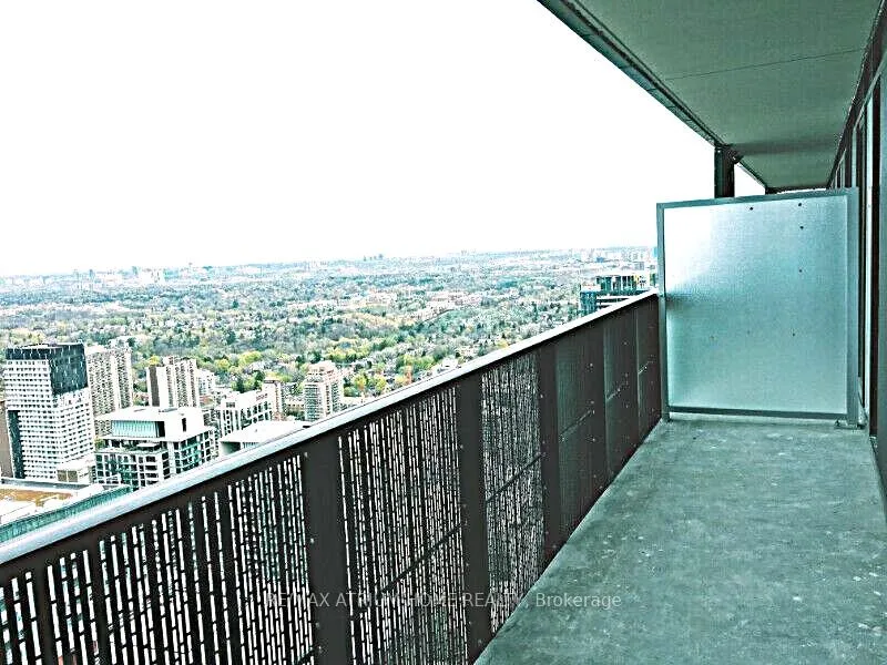 Photo 10 of Unit 4605, 8 Eglinton Avenue E, Toronto, Mount Pleasant West — HOMEH