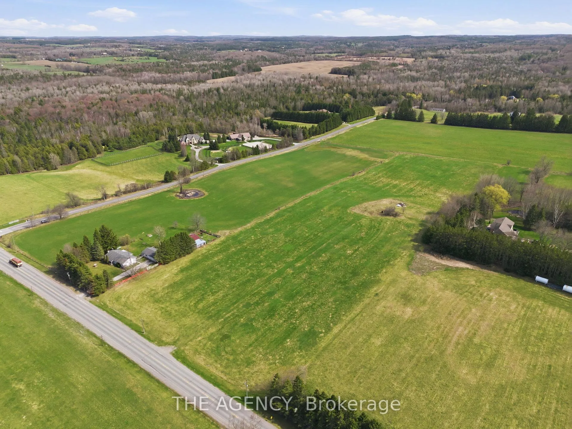Photo 5 of 187 Davis Drive, Uxbridge, Rural Uxbridge — HOMEH