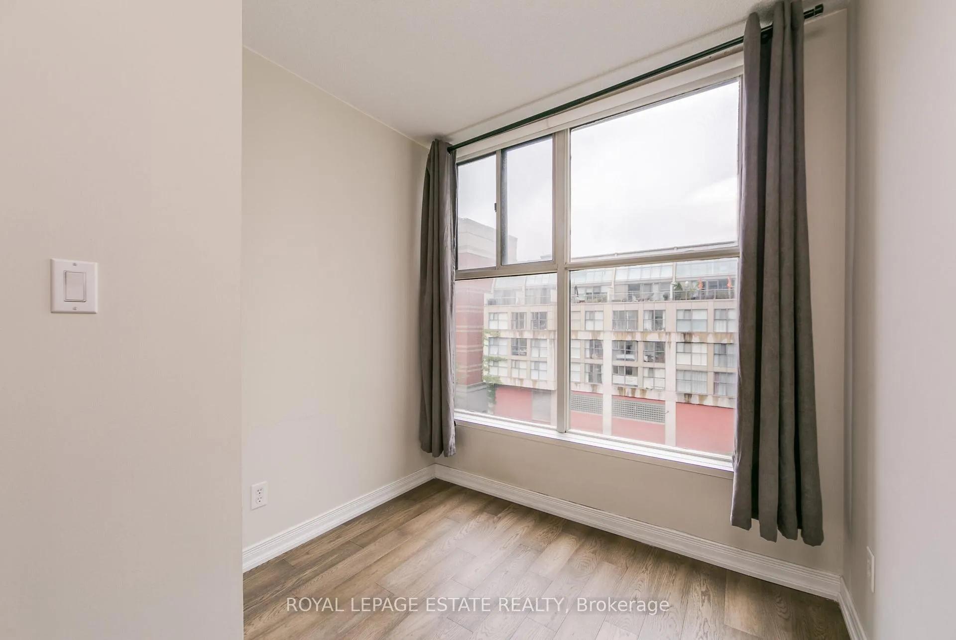 Photo 12 of Unit 606, 222 The Esplanade, Toronto, Waterfront Communities — HOMEH