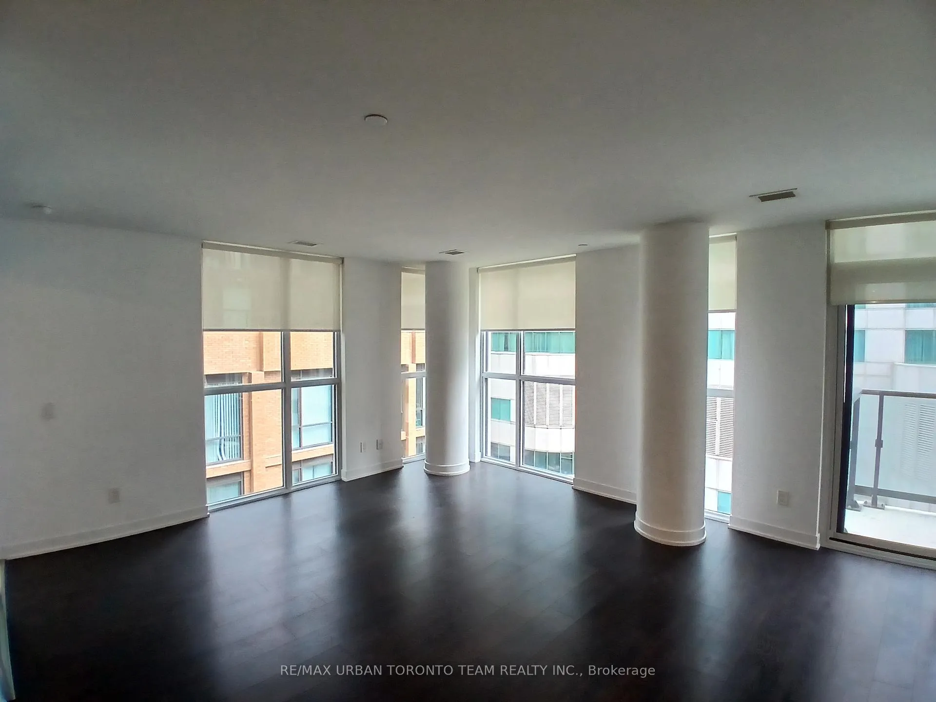 Photo 3 of Unit 1217, 87 Peter Street, Toronto, Waterfront Communities — HOMEH