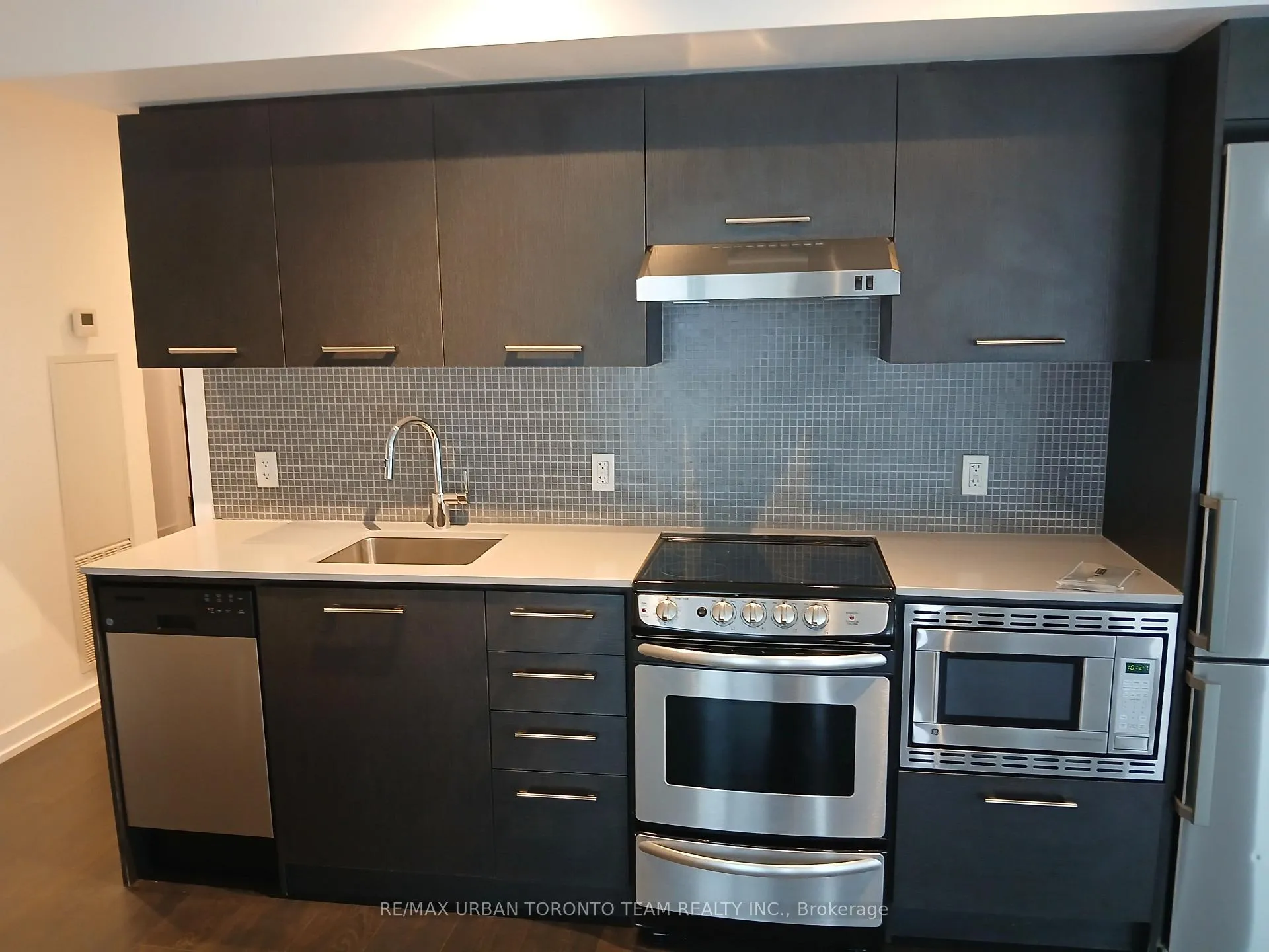 Photo 4 of Unit 1217, 87 Peter Street, Toronto, Waterfront Communities — HOMEH