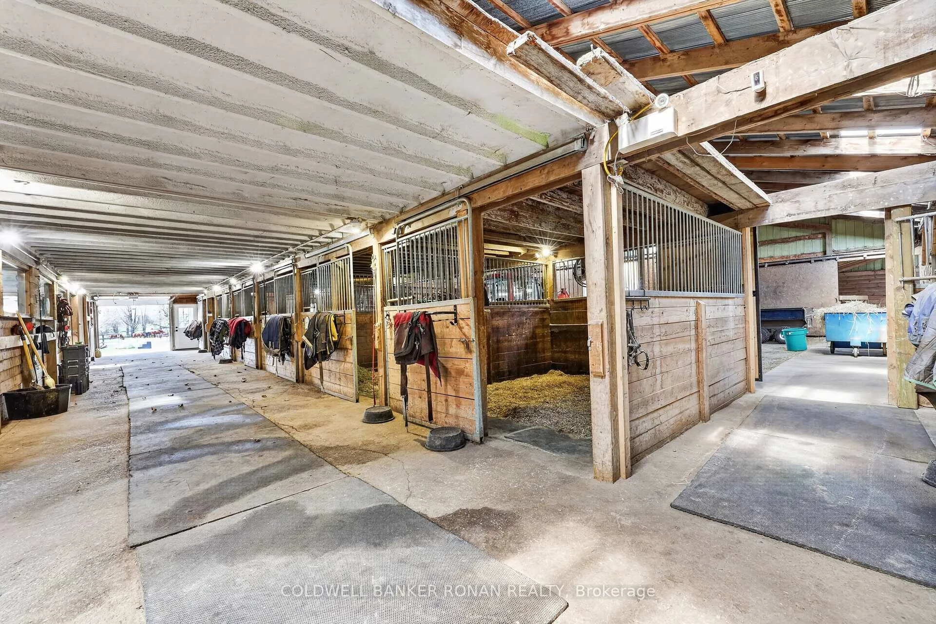 Photo 10 of 4479 2nd Line N, Oro-Medonte, Rural Oro-Medonte — HOMEH
