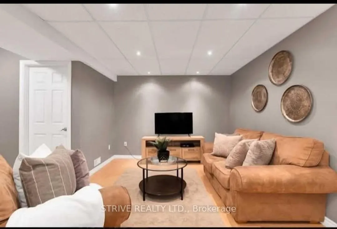 Photo 9 of 41 Mallory Street, Clarington, Courtice — HOMEH