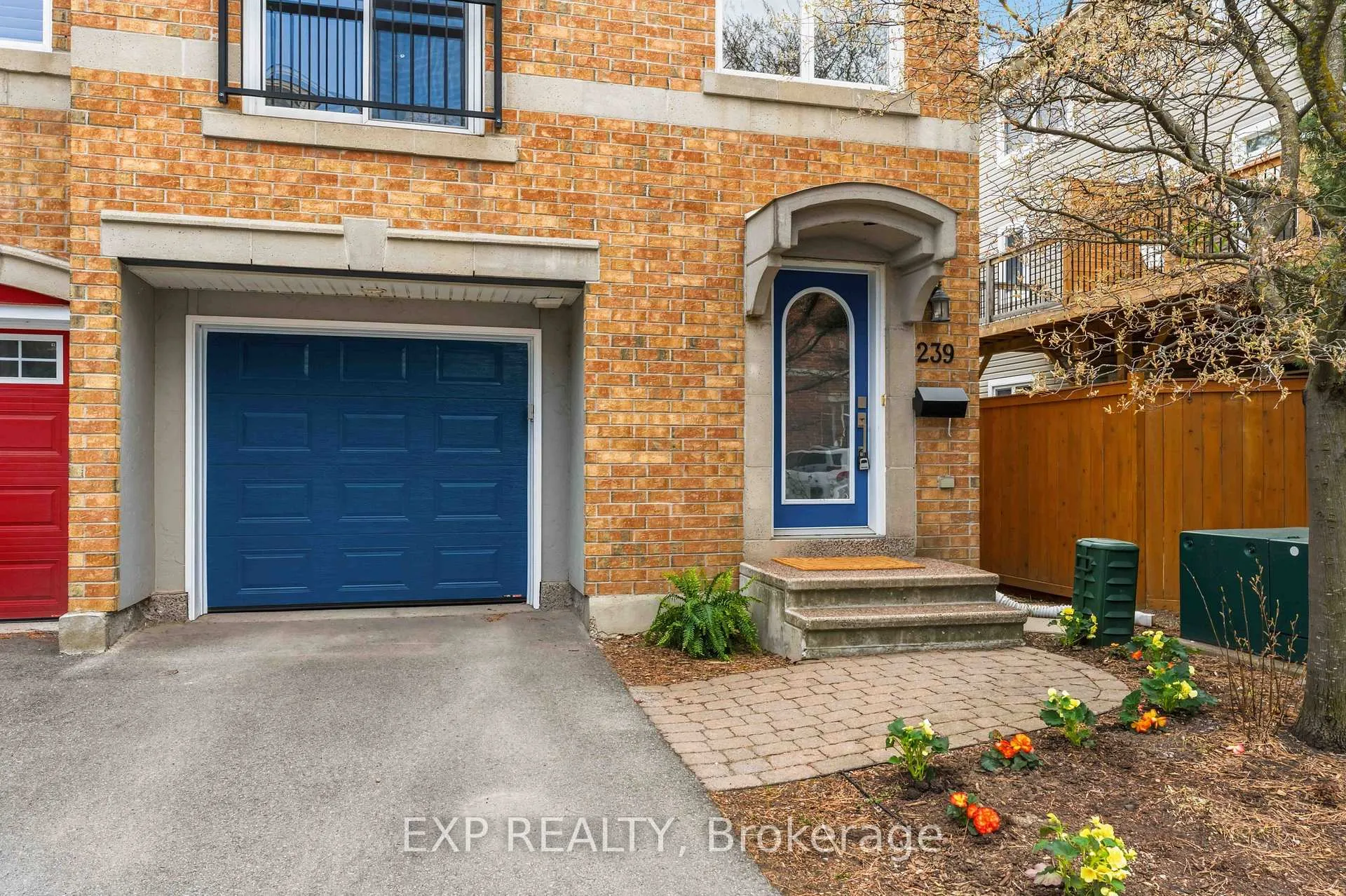 Photo 3 of 239 West Village Private, Ottawa, Westboro South — HOMEH