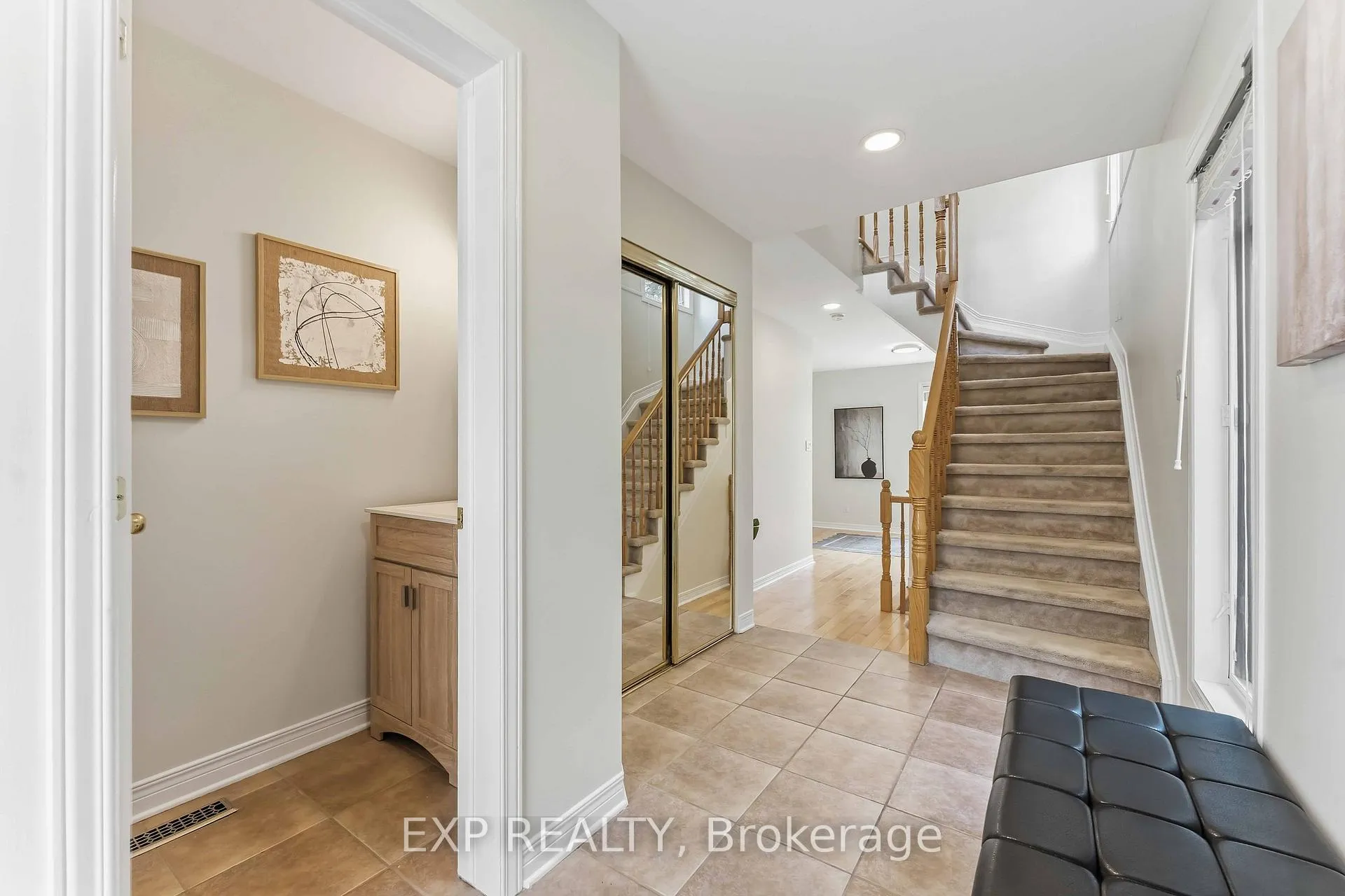 Photo 5 of 239 West Village Private, Ottawa, Westboro South — HOMEH