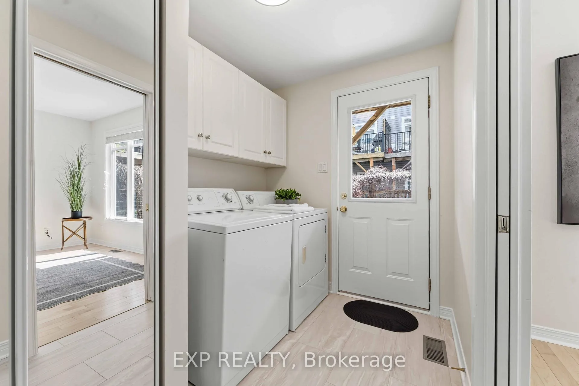 Photo 11 of 239 West Village Private, Ottawa, Westboro South — HOMEH