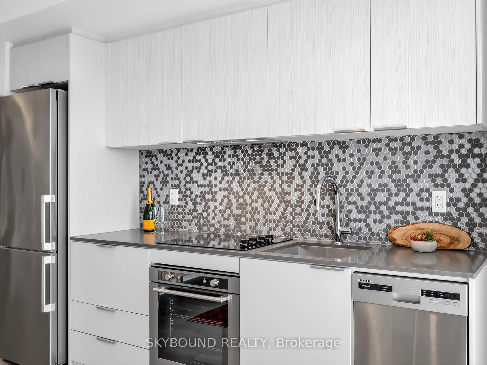 Photo 16 of Unit 1910, 2 Sonic Way, Toronto, Flemingdon Park — HOMEH