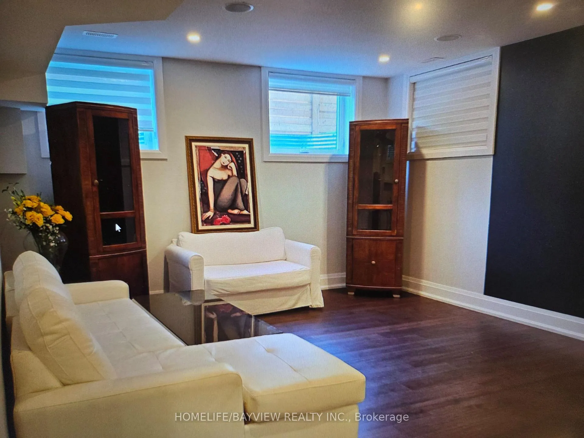 Photo 10 of 11 walnut Crescent, Etobicoke, Long Branch — HOMEH