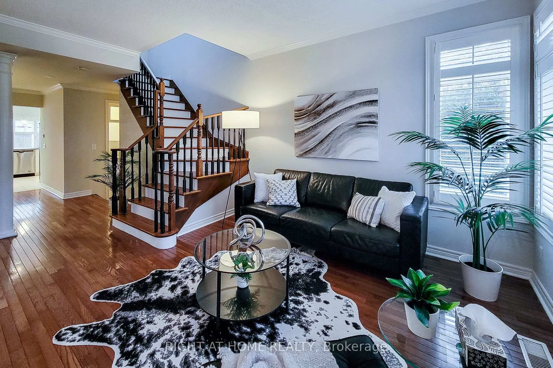 Photo 2 of 2624 Castle Hill Crescent, Oakville, River Oaks — HOMEH