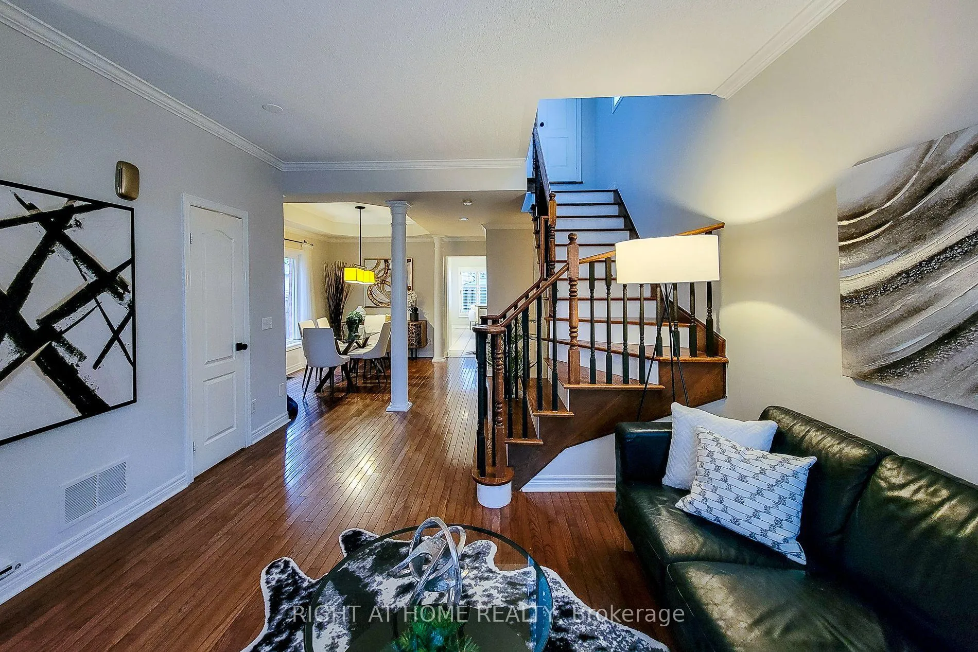 Photo 5 of 2624 Castle Hill Crescent, Oakville, River Oaks — HOMEH