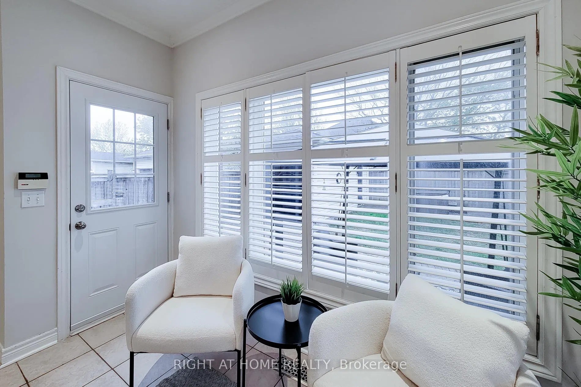 Photo 15 of 2624 Castle Hill Crescent, Oakville, River Oaks — HOMEH