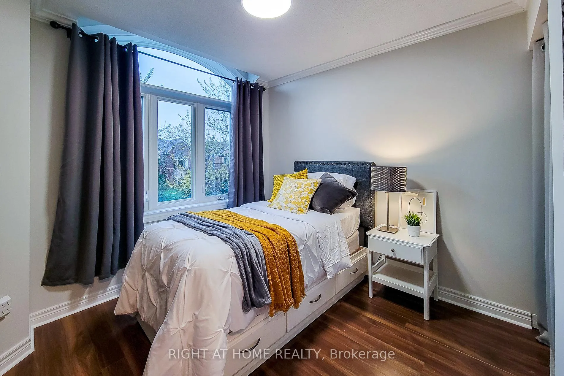 Photo 19 of 2624 Castle Hill Crescent, Oakville, River Oaks — HOMEH