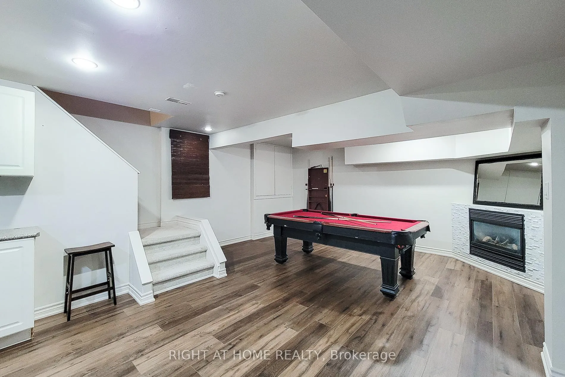 Photo 23 of 2624 Castle Hill Crescent, Oakville, River Oaks — HOMEH