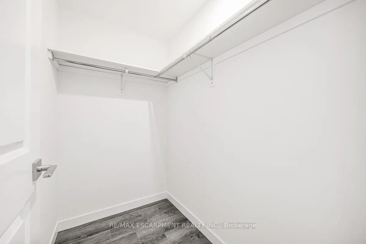 Photo 15 of Unit 301, 7549A Kalar Road, Niagara Falls, Brown — HOMEH