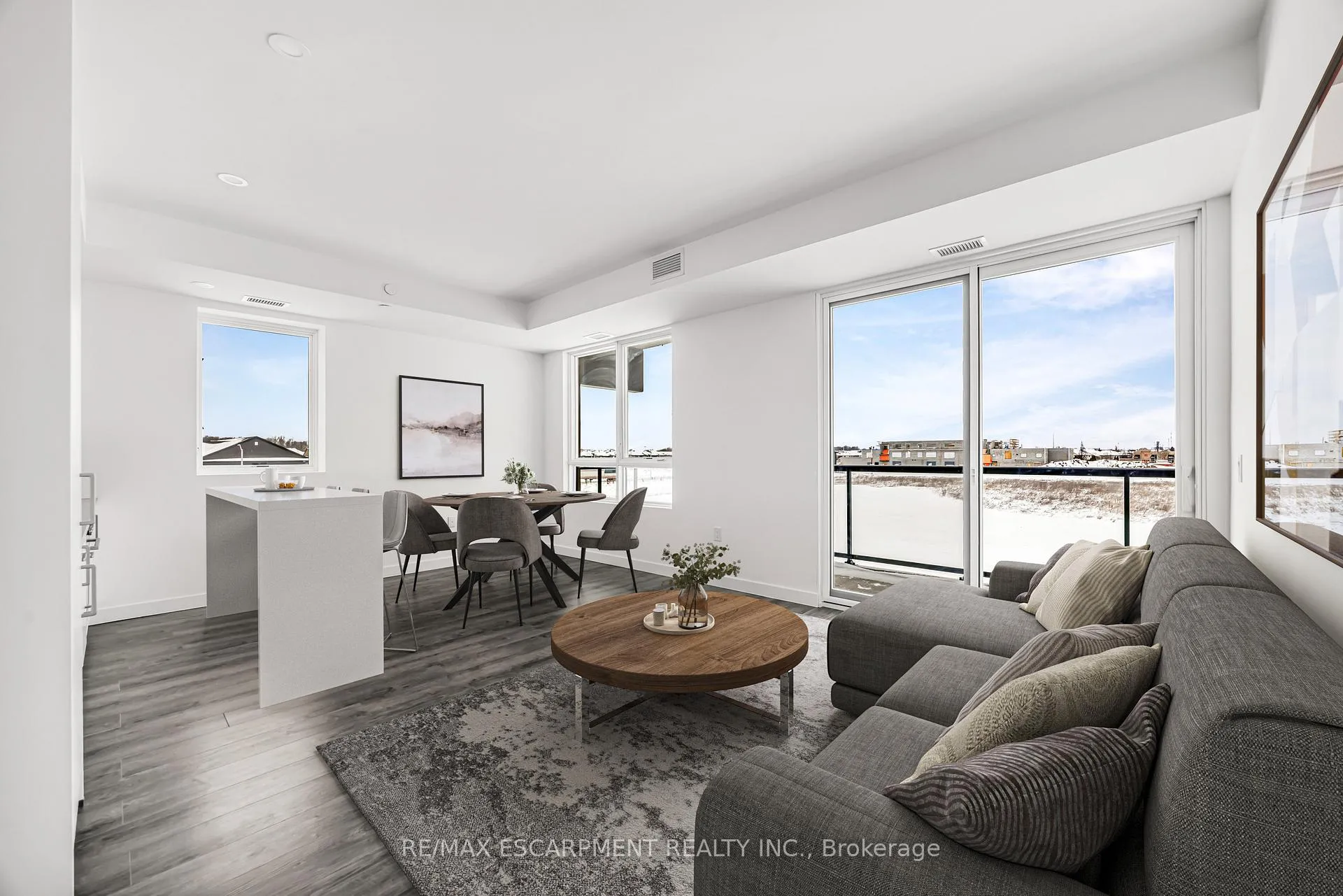 Photo 17 of Unit 301, 7549A Kalar Road, Niagara Falls, Brown — HOMEH