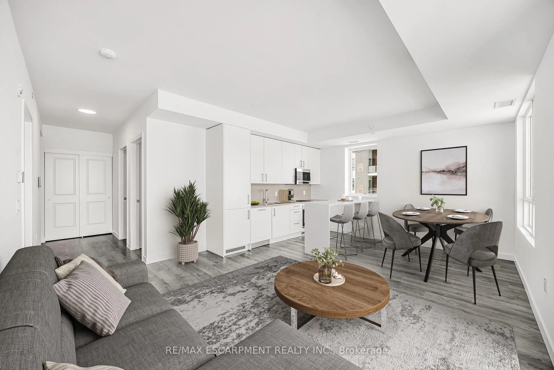 Photo 18 of Unit 301, 7549A Kalar Road, Niagara Falls, Brown — HOMEH