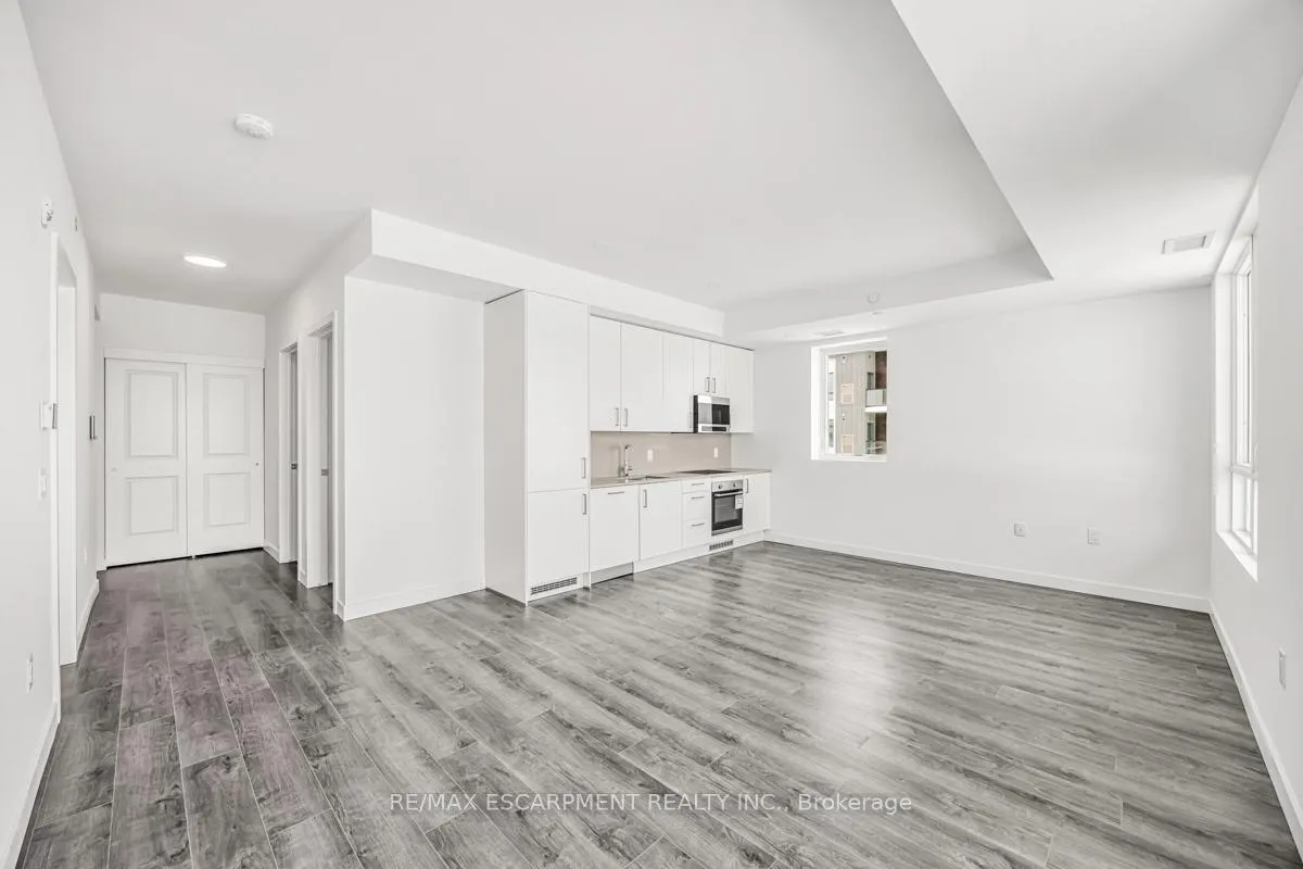 Photo 21 of Unit 301, 7549A Kalar Road, Niagara Falls, Brown — HOMEH