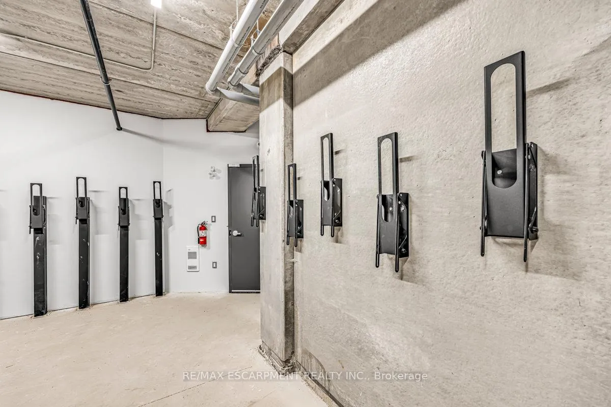 Photo 28 of Unit 301, 7549A Kalar Road, Niagara Falls, Brown — HOMEH