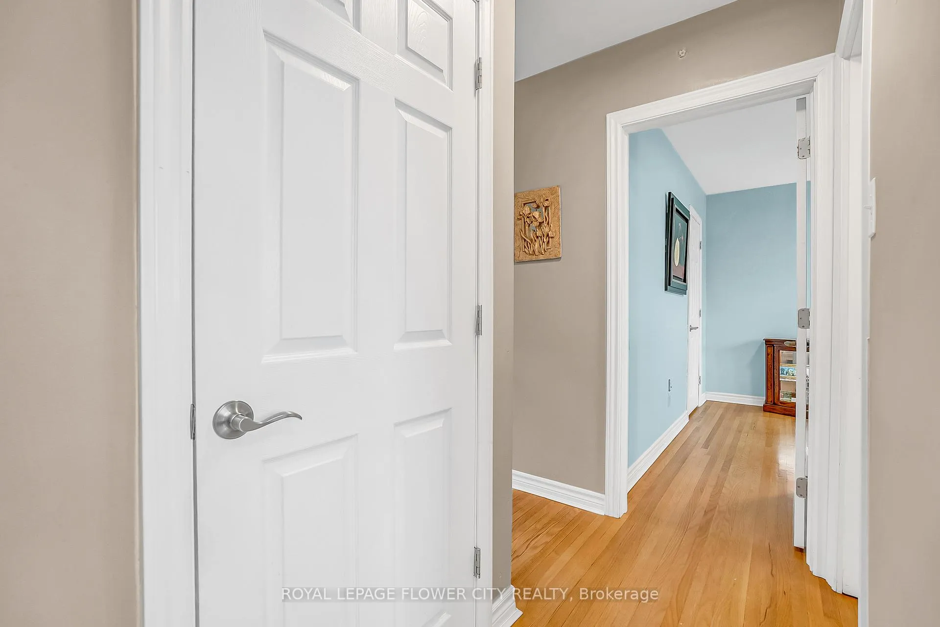 Photo 17 of 611 Harriet Street, Whitby, Downtown Whitby — HOMEH