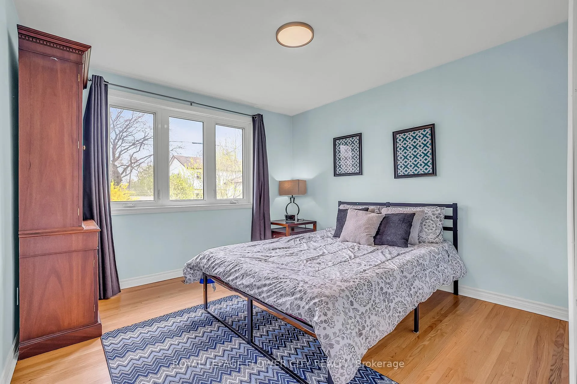 Photo 19 of 611 Harriet Street, Whitby, Downtown Whitby — HOMEH