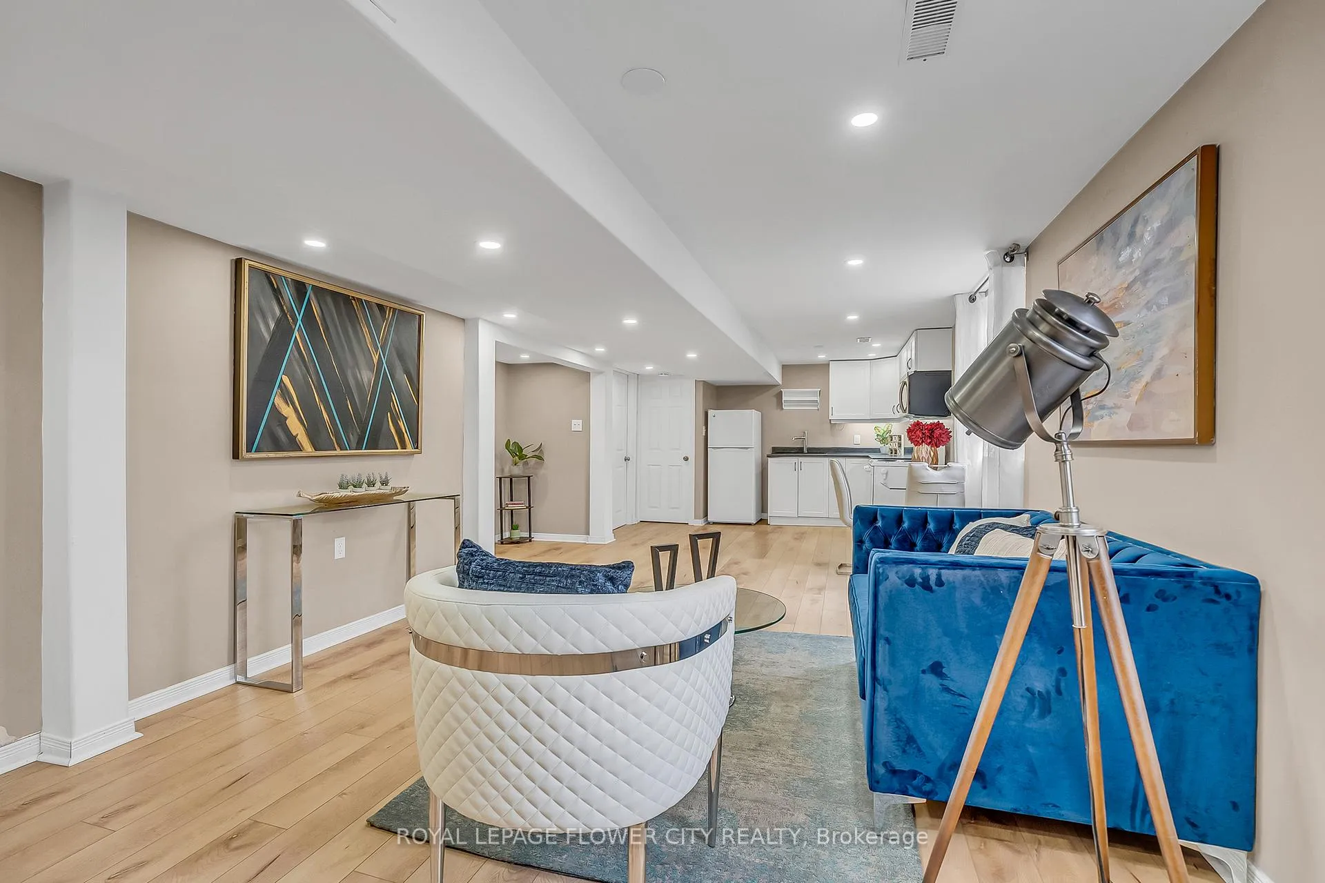 Photo 35 of 611 Harriet Street, Whitby, Downtown Whitby — HOMEH
