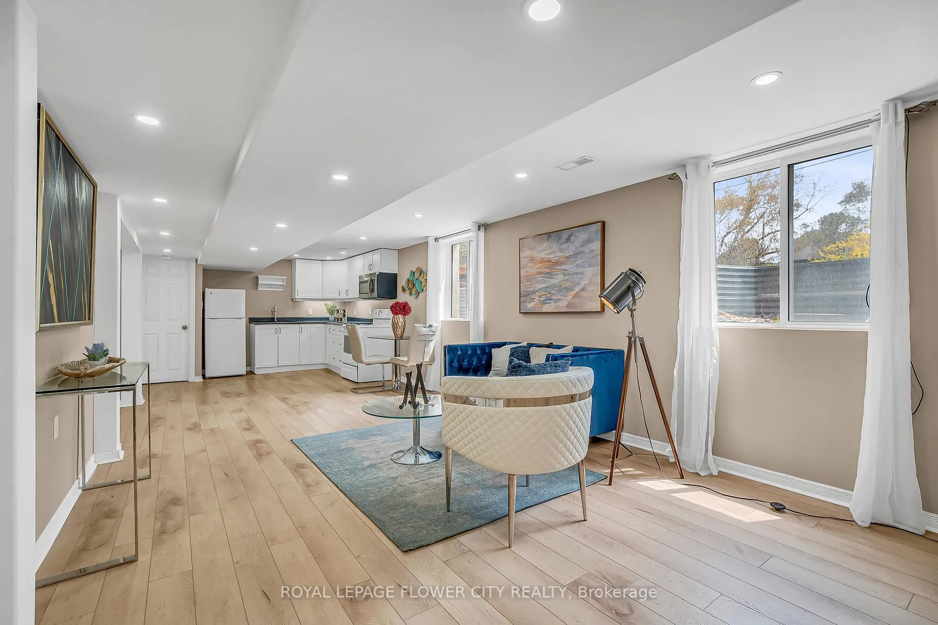 Photo 36 of 611 Harriet Street, Whitby, Downtown Whitby — HOMEH