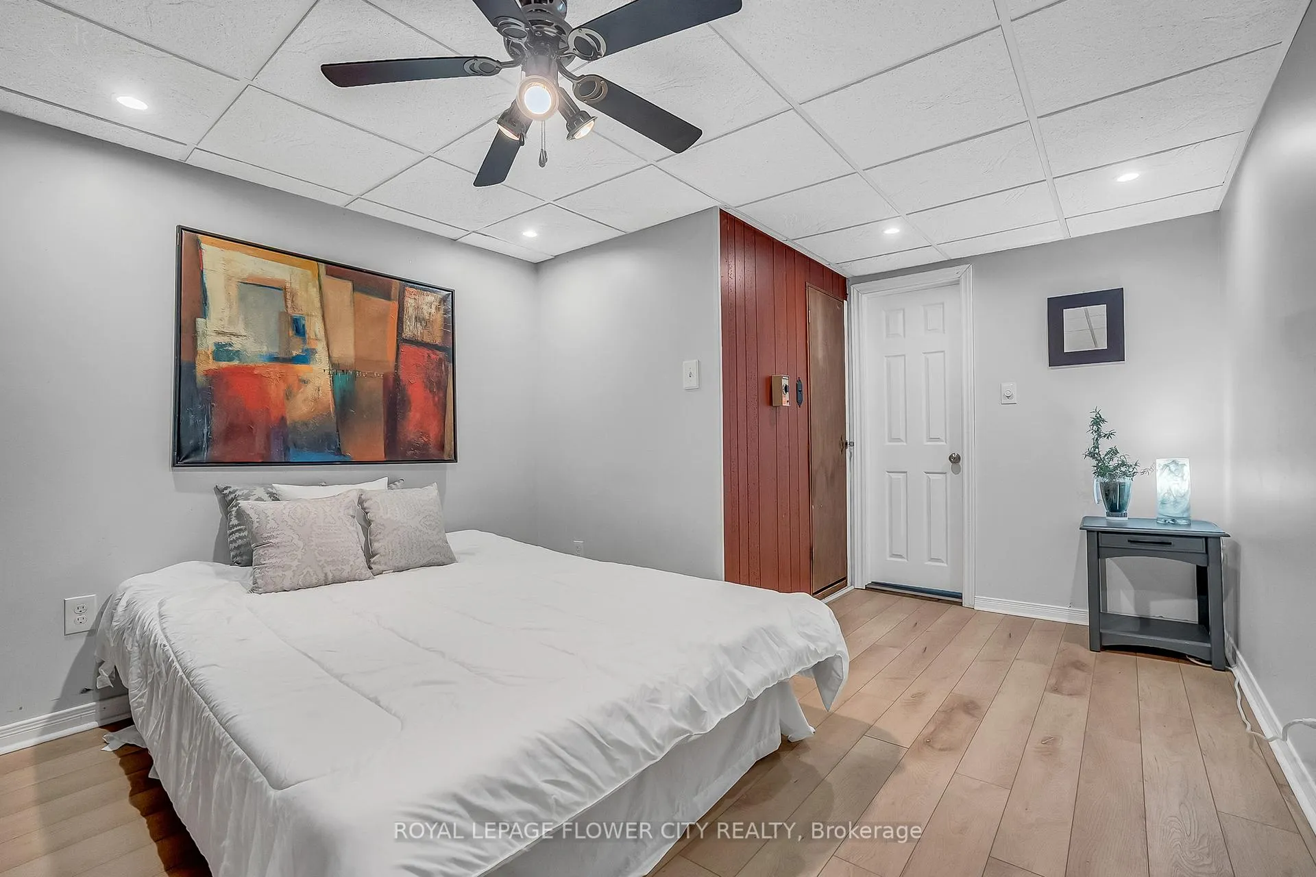 Photo 37 of 611 Harriet Street, Whitby, Downtown Whitby — HOMEH