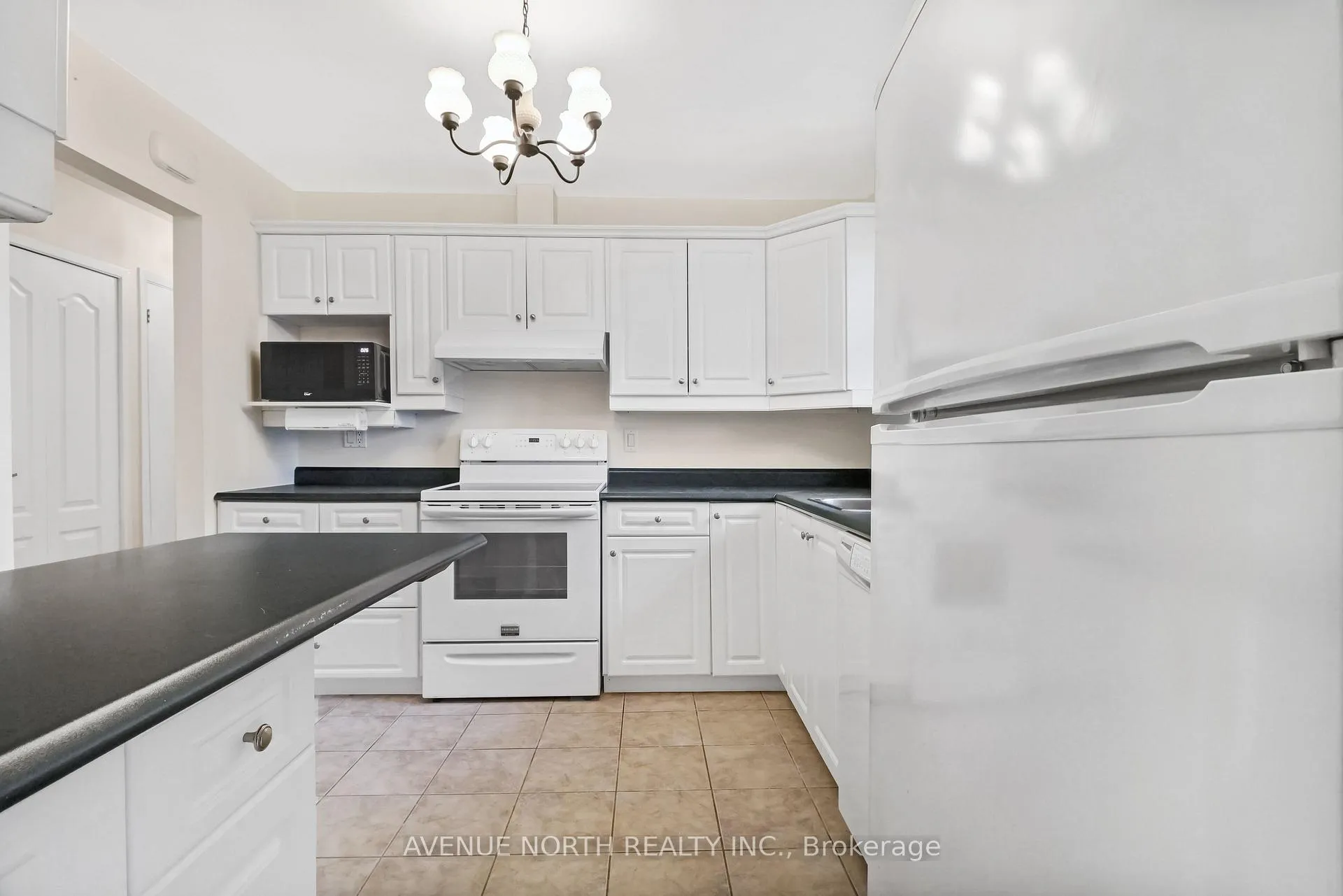 Photo 5 of Unit A, 1420 Matheson Road, Ottawa, Carson Grove — HOMEH