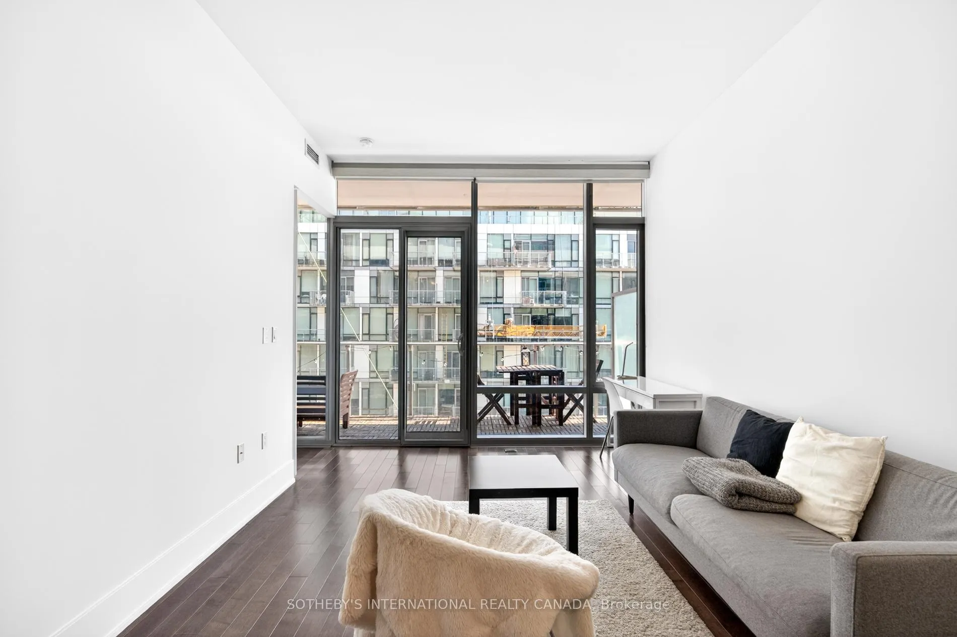Photo 19 of Unit 816, 39 Queens Quay E, Toronto, Waterfront Communities — HOMEH